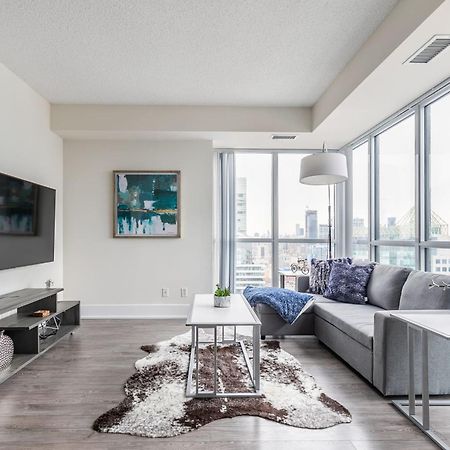 Luxury 1Br Condo - King Bed With City Views Toronto Exteriör bild